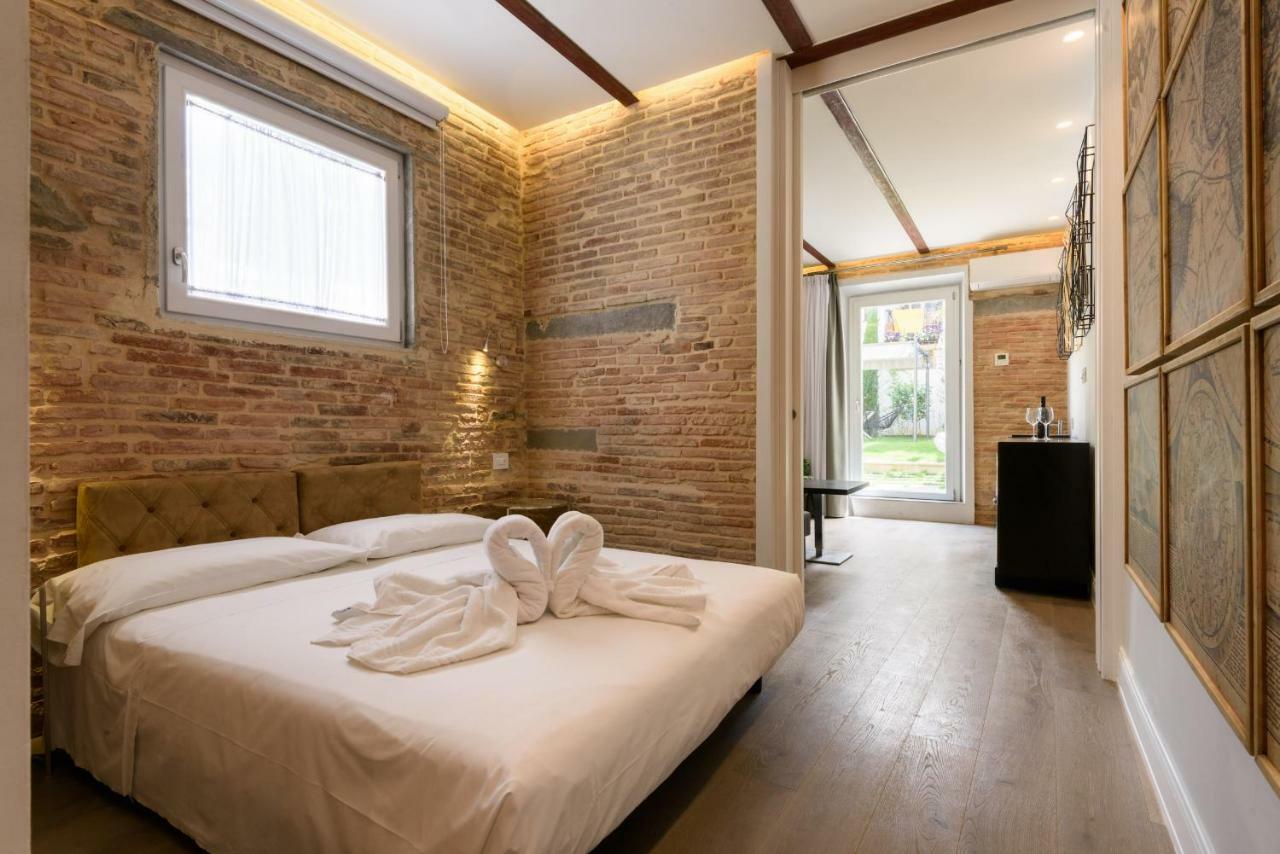 Vivaldi Luxury Suites Florenţa Exterior foto